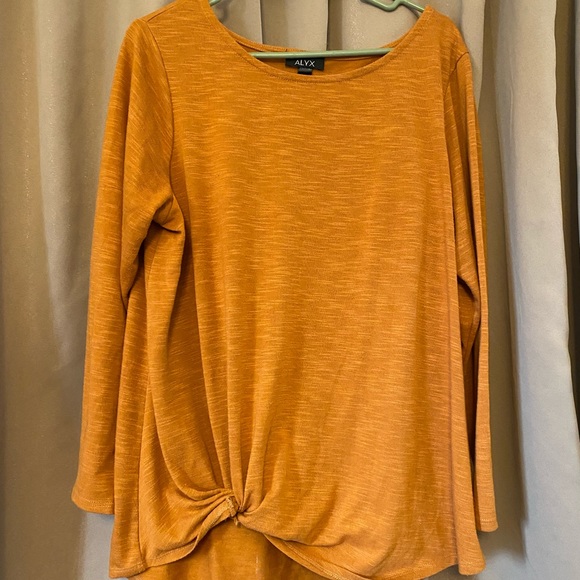 Alyx Tops - Women’s sweater